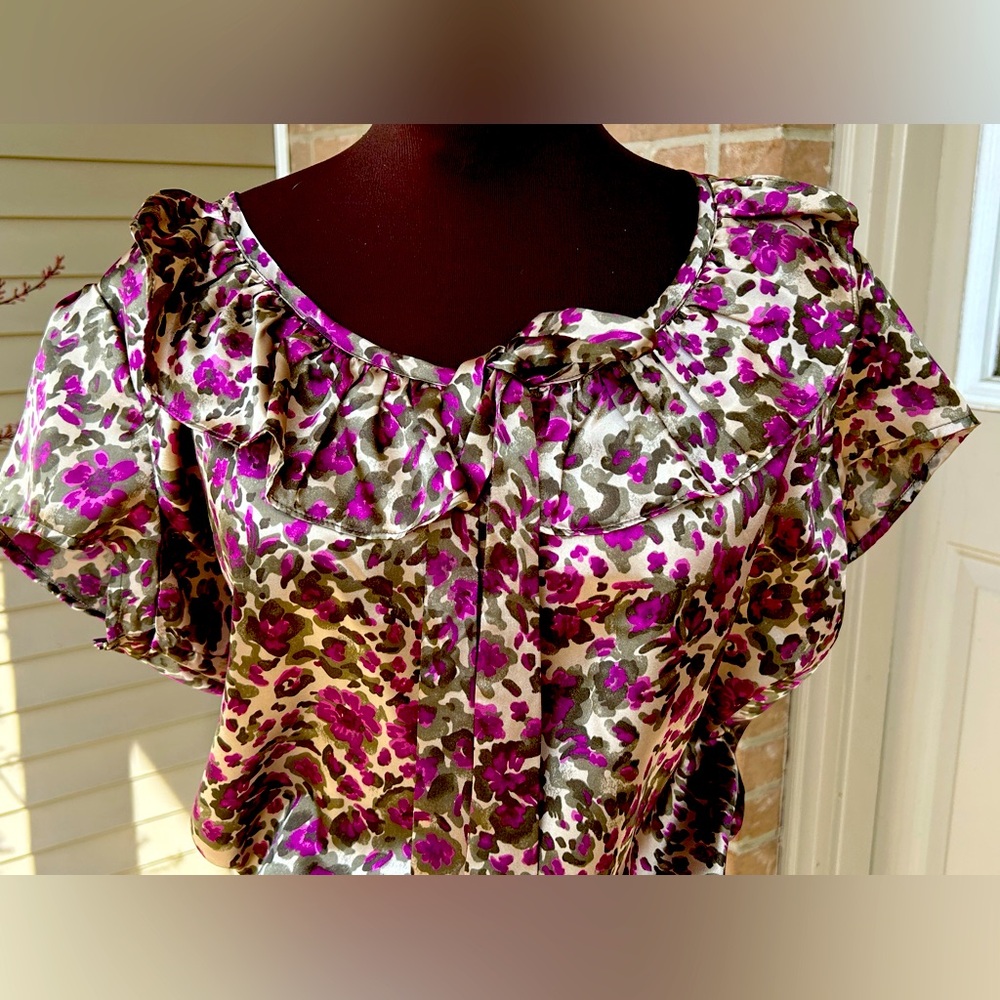 NWOT CHANTEUSE sXL PJ’s-Poly looks/feels like satin-ruffle tie neck top-wide leg